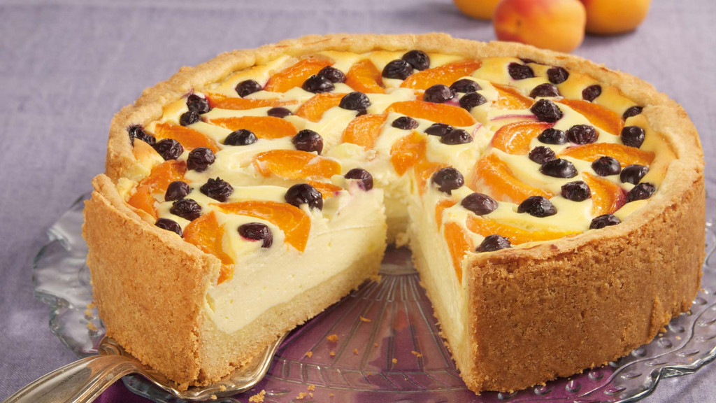 Aprikosen-Quarkkuchen mit Heidelbeeren Rezept | tegut...